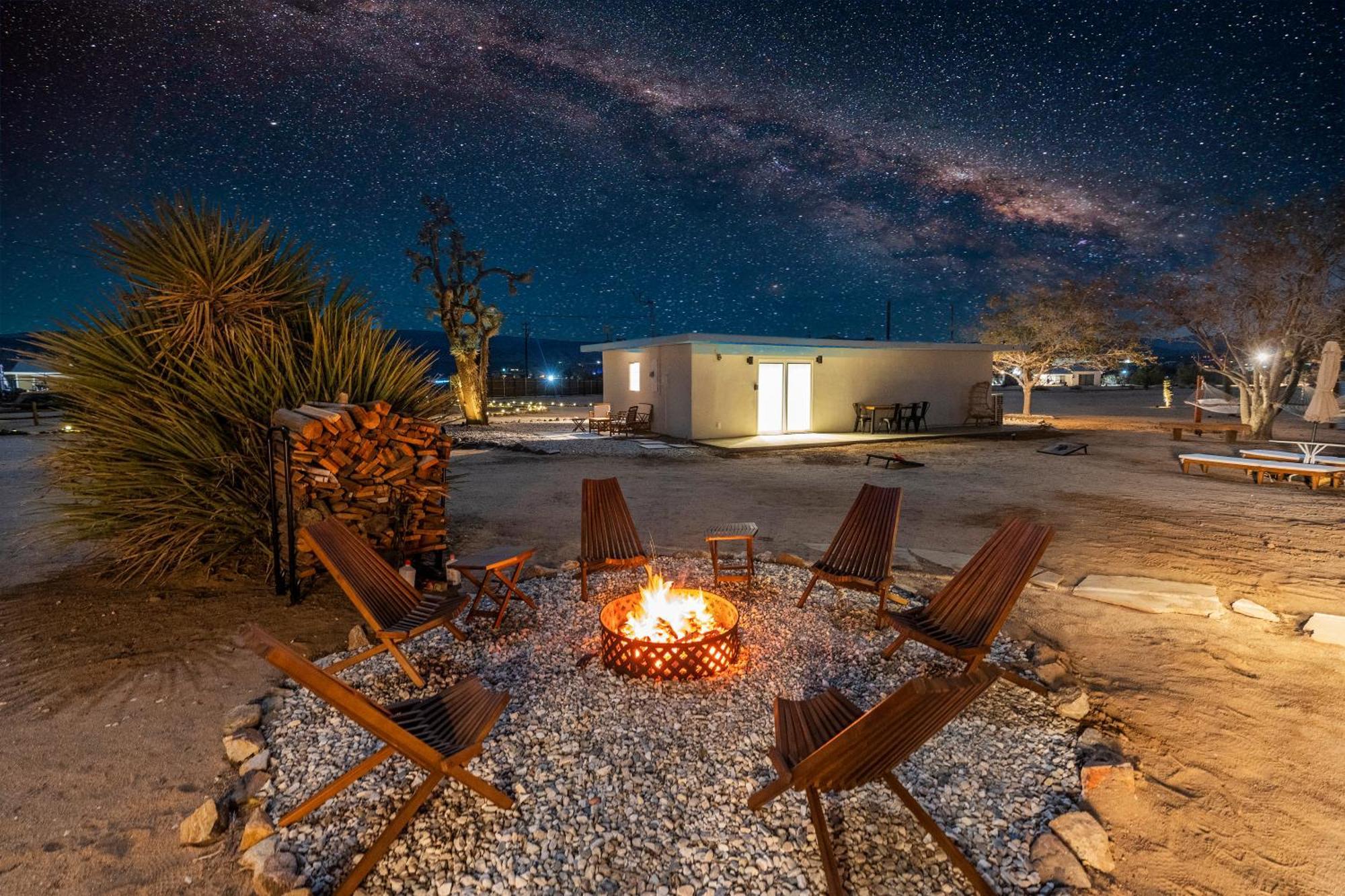 Private Jt Cabin - Ev L2 Station, Hammocks, Fire Pit, Bbq, Bocce Ball, Cornhole Yucca Valley Exterior foto